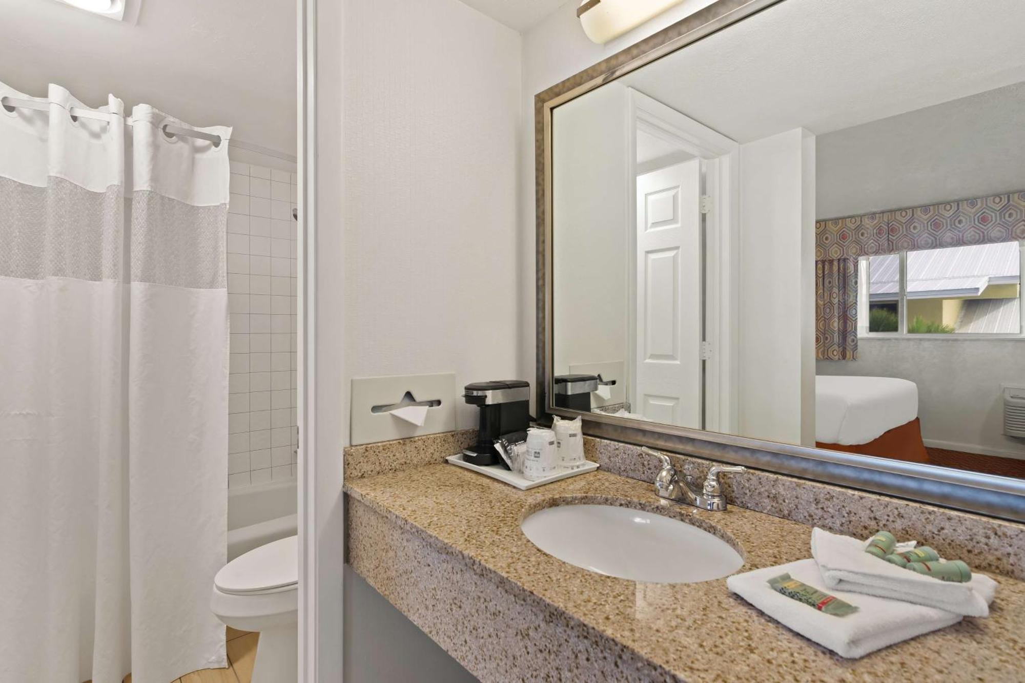 Best Western Port St. Lucie Exterior foto